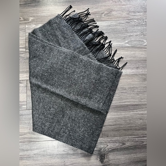 Merino Ireland Wool cashmere Avoca The Mill gray winter fisherman fringe Scarf - Picture 1 of 12